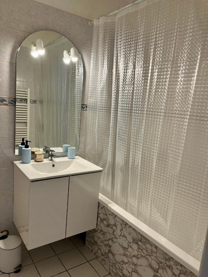 44 M2 Separee En Plein Centre De