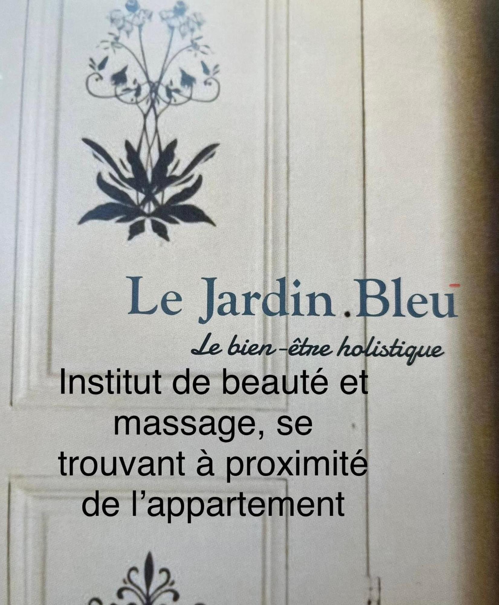 Appartement Confort & Style Dans Ce Joli De 44 M2, Separee, Plein Centre De Dole